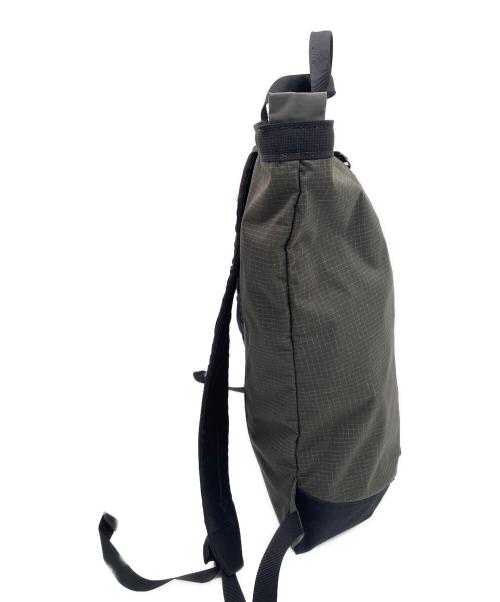 GREGORY（グレゴリー）GREGORY (グレゴリー) デイパック グレー×ブラックの古着・服飾アイテム