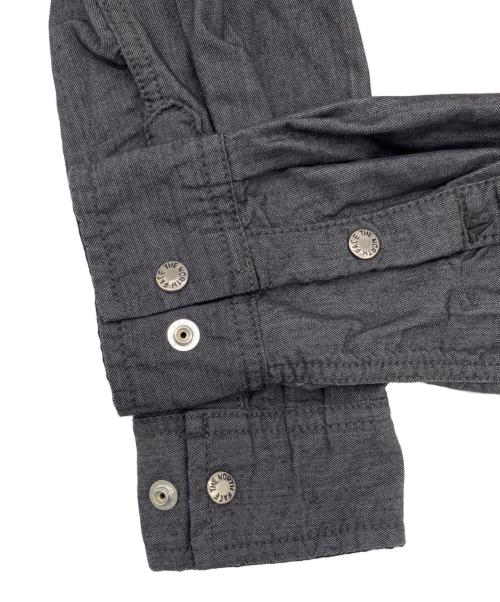 THE NORTH FACE（ザ ノース フェイス）THE NORTH FACE (ザ ノース フェイス) デニムシャツ グレー サイズ:Sの古着・服飾アイテム