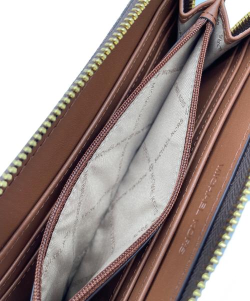 MICHAEL KORS（マイケル・コース）MICHAEL KORS (マイケル・コース) 長財布の古着・服飾アイテム