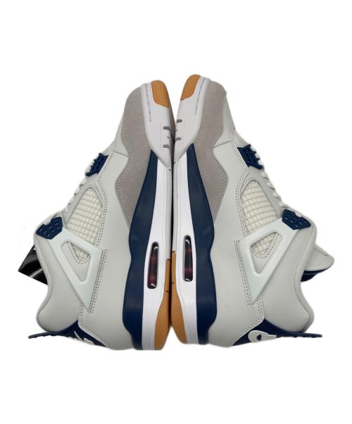 NIKE SB（ナイキエスビー）NIKE SB (ナイキエスビー) AIR JORDAN 4 RETRO　 ホワイト サイズ:26.5㎝の古着・服飾アイテム