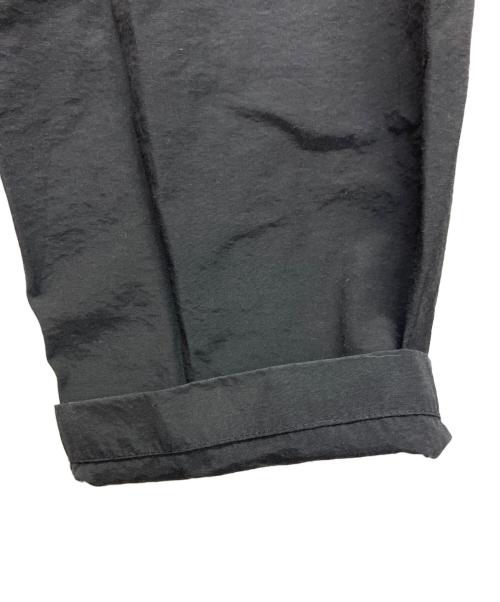 H BEAUTY&YOUTH（エイチ ビューティー&ユース）H BEAUTY&YOUTH (エイチ ビューティー&ユース) ナイロンパンツ ブラック サイズ:MEDIUMの古着・服飾アイテム