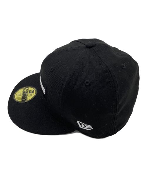 New Era（ニューエラ）New Era (ニューエラ) SUPREME (シュプリーム) キャップ ブラックの古着・服飾アイテム