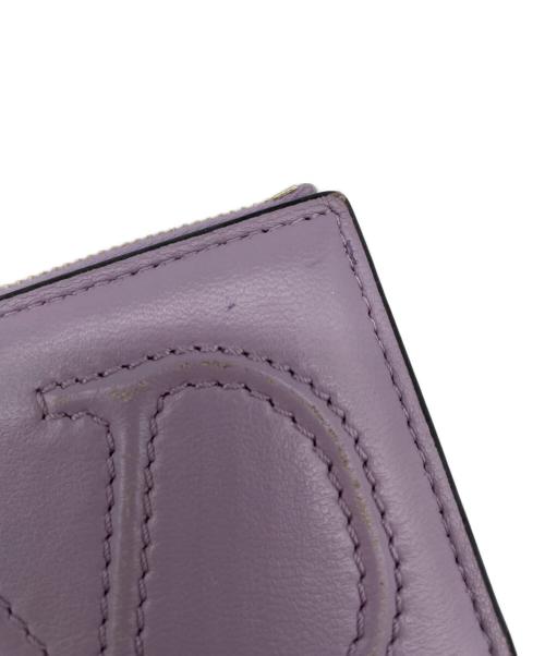VALENTINO GARAVANI（ヴァレンティノ・ガラヴァーニ）VALENTINO GARAVANI (ヴァレンティノ・ガラヴァーニ) 2つ折り財布 バイオレットの古着・服飾アイテム