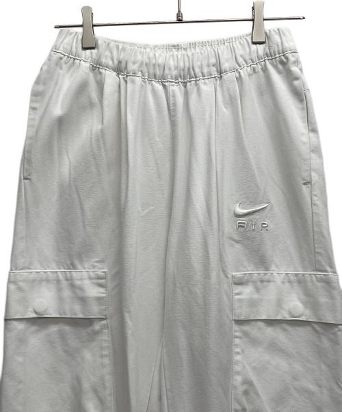 NIKE（ナイキ）NIKE (ナイキ) カーゴパンツ ホワイト サイズ:Sの古着・服飾アイテム
