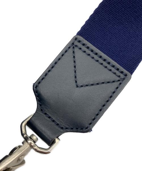 Vivienne Westwood man（ヴィヴィアン ウェストウッド マン）Vivienne Westwood man (ヴィヴィアン ウェストウッド マン) レザーショルダーバッグ ネイビーの古着・服飾アイテム