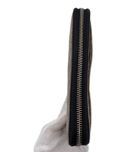 MICHAEL KORS（マイケル・コース）MICHAEL KORS (マイケル・コース) 長財布 ベージュの古着・服飾アイテム