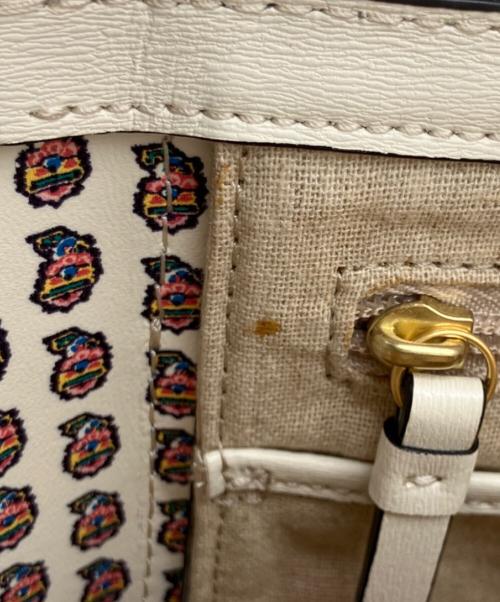 TORY BURCH（トリーバーチ）TORY BURCH (トリーバーチ) ハンドバッグ ホワイトの古着・服飾アイテム