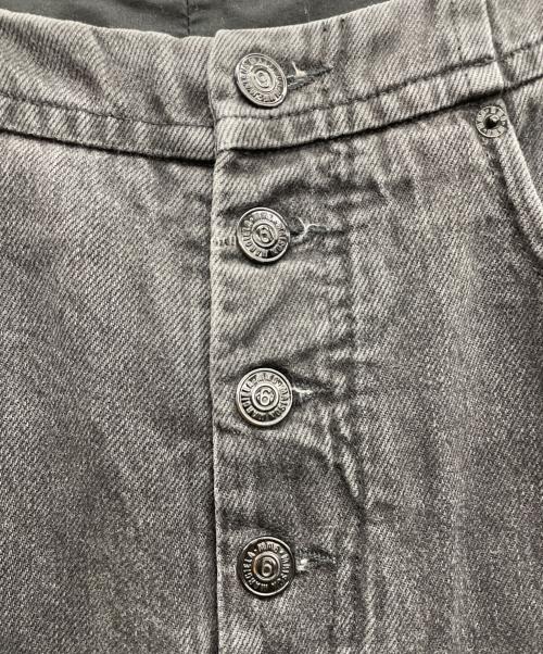 MM6 Maison Margiela（エムエムシックスメゾンマルジェラ）MM6 Maison Margiela (エムエムシックスメゾンマルジェラ) デニムパンツ グレー サイズ:38の古着・服飾アイテム