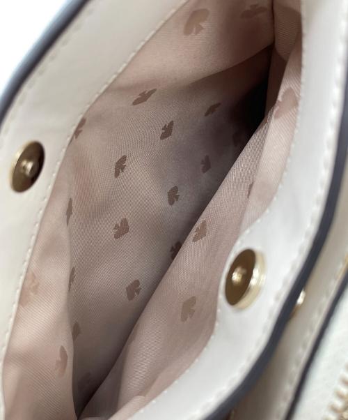 Kate Spade（ケイトスペード）Kate Spade (ケイトスペード) 2WAYバッグ ホワイトの古着・服飾アイテム