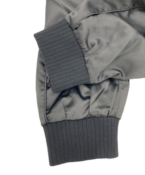 CarHartt（カーハート）CarHartt (カーハート) スカジャン ブラック×ピンク サイズ:XLの古着・服飾アイテム