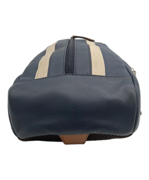 COACH（コーチ）COACH (コーチ) ボディーバッグの古着・服飾アイテム