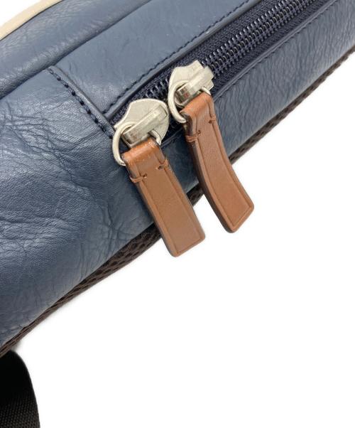 COACH（コーチ）COACH (コーチ) ボディーバッグの古着・服飾アイテム
