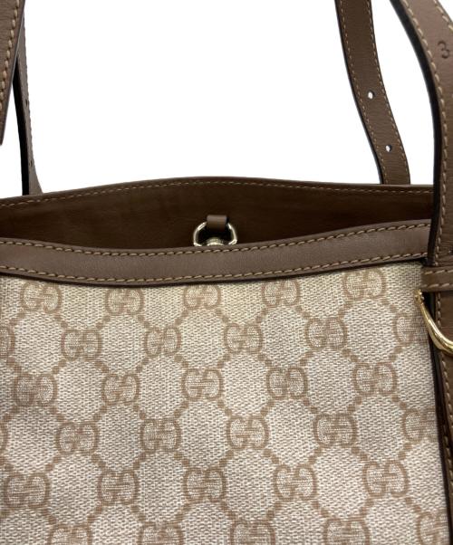 GUCCI（グッチ）GUCCI (グッチ) GGスプリームトートバッグ アイボリー×ブラウンの古着・服飾アイテム