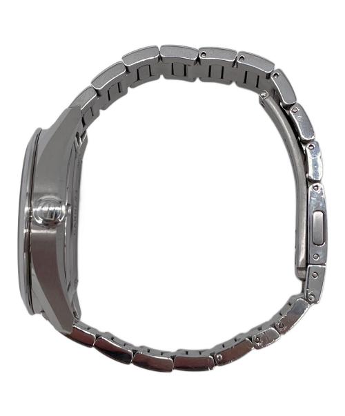 TAG Heuer（タグ・ホイヤー）TAG HEUER (タグ・ホイヤー) 腕時計　タグ・ホイヤー　カレラデイト　キャリバー5の古着・服飾アイテム