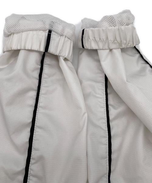BEAMS（ビームス）BEAMS (ビームス) FUTURE ARCHIVE / 2TONE SPORT BLOUSON　マウンテンパーカー ホワイト サイズ:Mの古着・服飾アイテム
