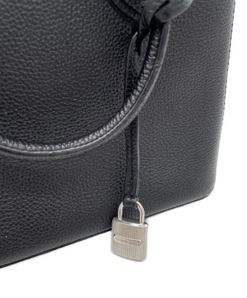 MICHAEL KORS（マイケルコース）MICHAEL KORS (マイケルコース) ショルダーバッグ ブラックの古着・服飾アイテム