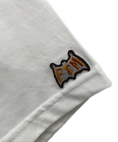Carhartt WIP（カーハート ワーク イン プログレス）CARHARTT WIP (カーハート ワーク イン プログレス) POGGY THE MAN (ポギーザマン) 半袖カットソー ホワイト サイズ:Sの古着・服飾アイテム