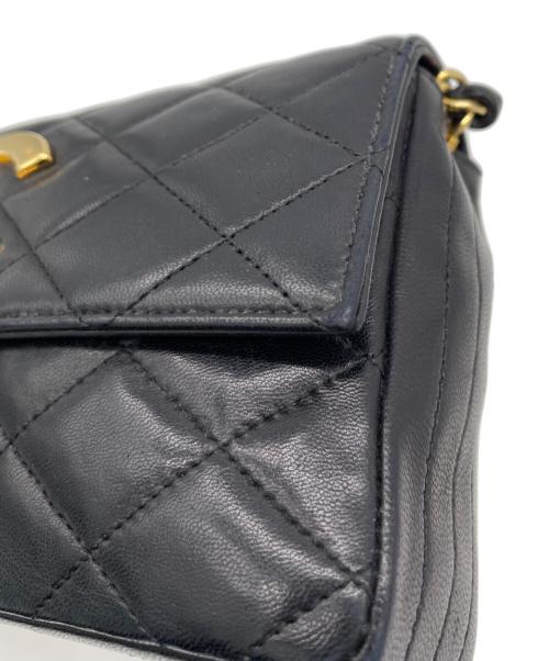 CHANEL（シャネル）CHANEL (シャネル) チェーンショルダーバッグ ブラックの古着・服飾アイテム