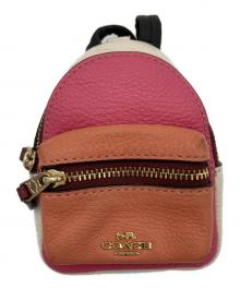 COACH（コーチ）の古着「チャーム」｜ピンク×オレンジ