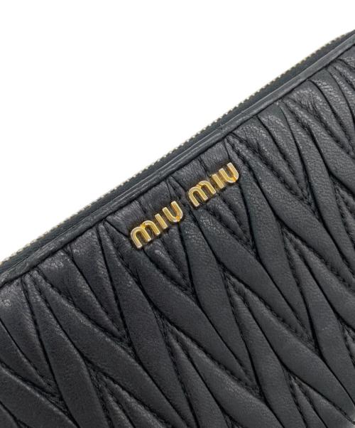 MIU MIU（ミュウミュウ）MIU MIU (ミュウミュウ) 長財布 ブラックの古着・服飾アイテム