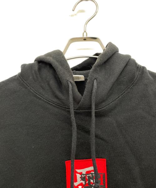 BlackEyePatch（ブラックアイパッチ）BlackEyePatch (ブラックアイパッチ) プルオーバーパーカー ブラック サイズ:Lの古着・服飾アイテム