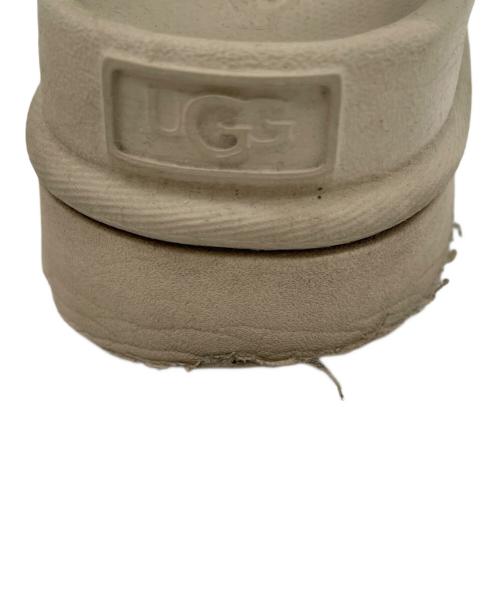 UGG（アグ）UGG (アグ) サンダル ベージュ サイズ:24の古着・服飾アイテム