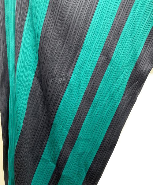 PLEATS PLEASE（プリーツプリーズ）PLEATS PLEASE (プリーツプリーズ) 変形 ドレス ワンピース グリーン サイズ:5の古着・服飾アイテム