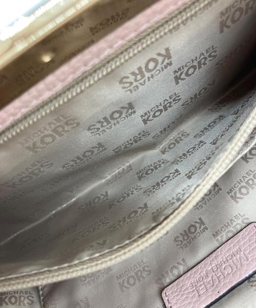 MICHAEL KORS（マイケルコース）MICHAEL KORS (マイケルコース) クラッチバッグ ピンクの古着・服飾アイテム