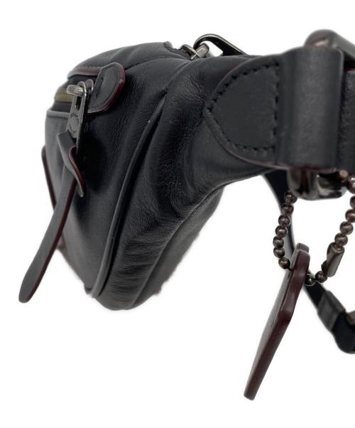 COACH（コーチ）COACH (コーチ) ボディーバッグ ブラックの古着・服飾アイテム