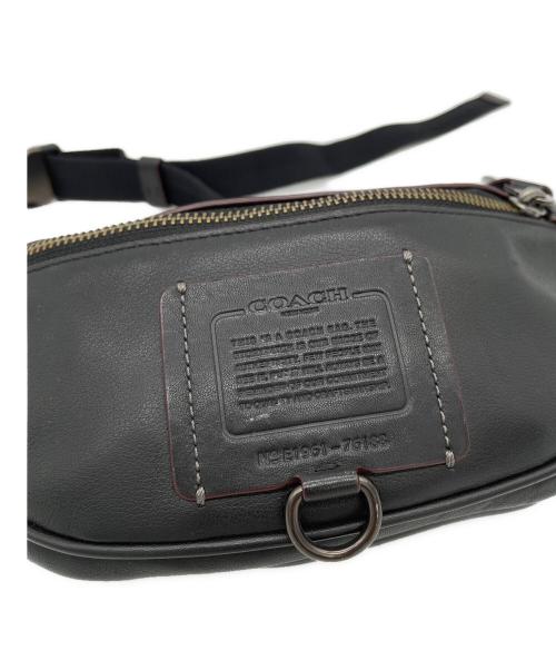 COACH（コーチ）COACH (コーチ) ボディーバッグ ブラックの古着・服飾アイテム