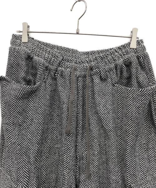 A.F ARTEFACT（エーエフ アーティファクト）A.F ARTEFACT (エーエフ アーティファクト) 別注HERRINGBONE CARGO PAN　ワイドカーゴパンツ グレー サイズ:2の古着・服飾アイテム