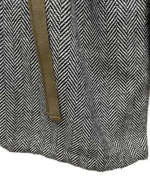 A.F ARTEFACT（エーエフ アーティファクト）A.F ARTEFACT (エーエフ アーティファクト) 別注HERRINGBONE CARGO PAN　ワイドカーゴパンツ グレー サイズ:2の古着・服飾アイテム