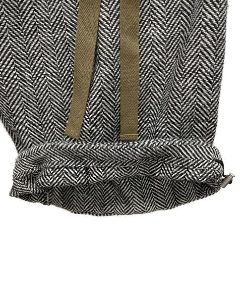 A.F ARTEFACT（エーエフ アーティファクト）A.F ARTEFACT (エーエフ アーティファクト) 別注HERRINGBONE CARGO PAN　ワイドカーゴパンツ グレー サイズ:2の古着・服飾アイテム