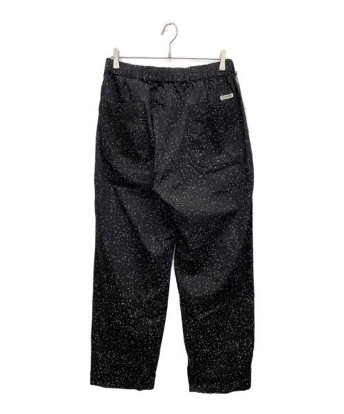 COOTIE PRODUCTIONS（クーティープロダクツ）COOTIE PRODUCTIONS (クーティープロダクツ) COOTIE / Splatter Print OX 2 Tuck Easy Pants ブラック サイズ:LARGEの古着・服飾アイテム