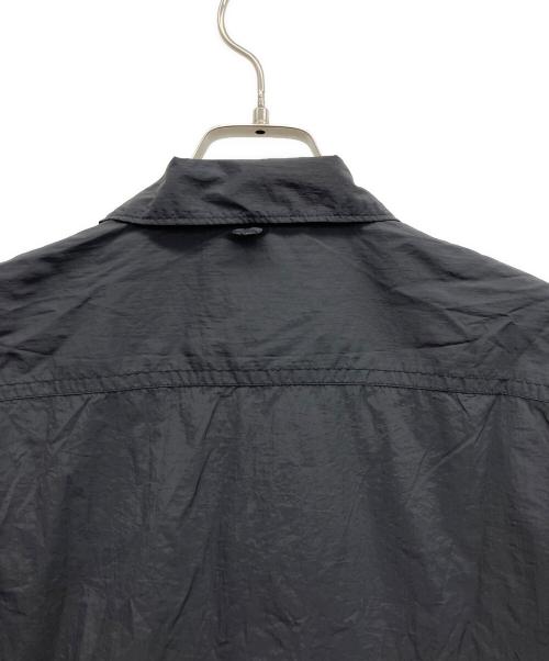 THE NORTHFACE PURPLELABEL（ザ・ノースフェイス パープルレーベル）THE NORTHFACE PURPLELABEL (ザ・ノースフェイス パープルレーベル) Nylon Taffeta Field S/S Shirt サイズ:Mの古着・服飾アイテム