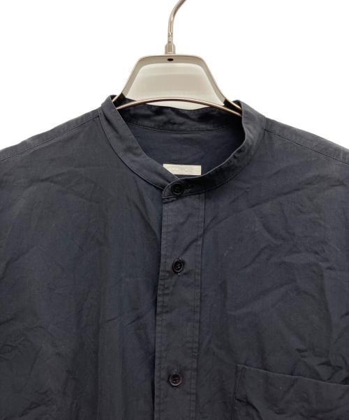 COMOLI（コモリ）COMOLI (コモリ) バンドカラーシャツ サイズ:1の古着・服飾アイテム