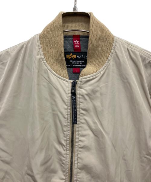ALPHA INDUSTRIES（アルファインダストリーズ）ALPHA INDUSTRIES (アルファインダストリーズ) フライトジャケット ベージュ サイズ:Lの古着・服飾アイテム
