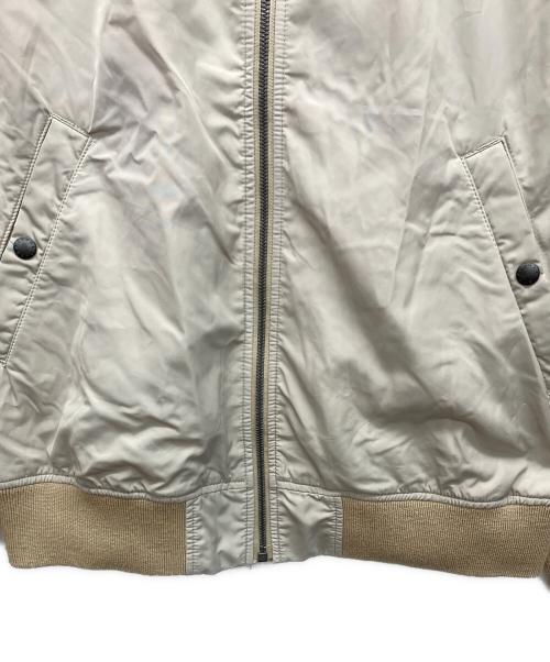 ALPHA INDUSTRIES（アルファインダストリーズ）ALPHA INDUSTRIES (アルファインダストリーズ) フライトジャケット ベージュ サイズ:Lの古着・服飾アイテム