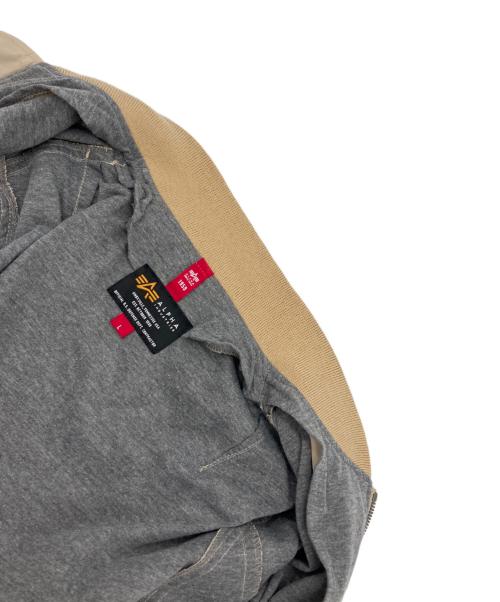 ALPHA INDUSTRIES（アルファインダストリーズ）ALPHA INDUSTRIES (アルファインダストリーズ) フライトジャケット ベージュ サイズ:Lの古着・服飾アイテム