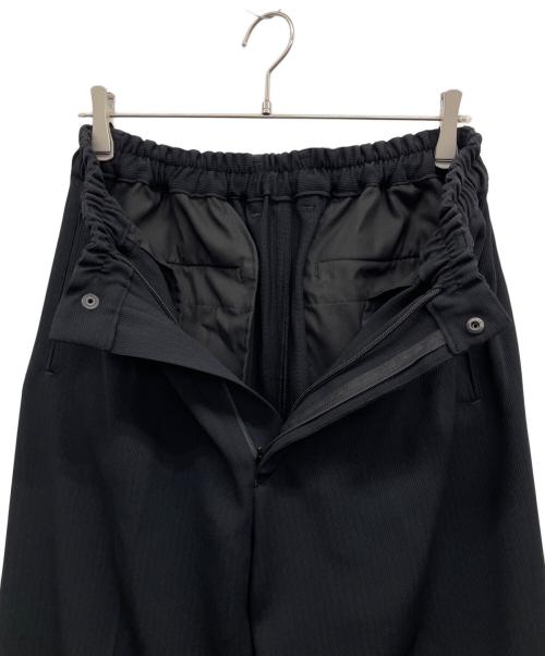 UNITED TOKYO（ユナイテッドトーキョー）UNITED TOKYO (ユナイテッドトーキョー) COLD DRY PLEATS シームレスイージーパンツ ブラック サイズ:1の古着・服飾アイテム