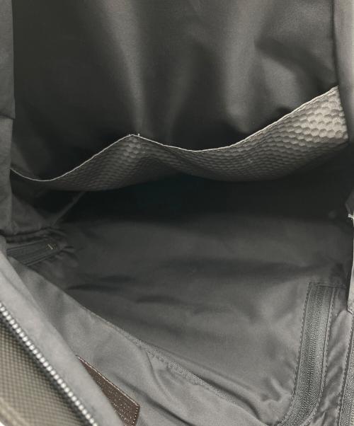 TUMI（トゥミ）TUMI (トゥミ) ロールトップバックパック ブラックの古着・服飾アイテム