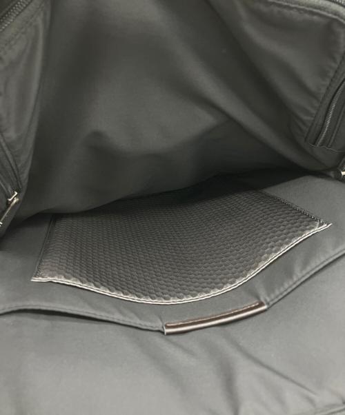 TUMI（トゥミ）TUMI (トゥミ) ロールトップバックパック ブラックの古着・服飾アイテム