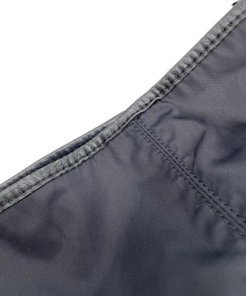 BURBERRY BLUE LABEL（バーバリー ブルー レーベル）BURBERRY BLUE LABEL (バーバリー ブルー レーベル) ワンショルダーナイロンバッグ ブラックの古着・服飾アイテム