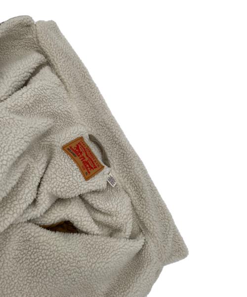 LEVI'S（リーバイス）LEVI'S (リーバイス) シェルパトラッカージャケット ベージュ サイズ:XLの古着・服飾アイテム
