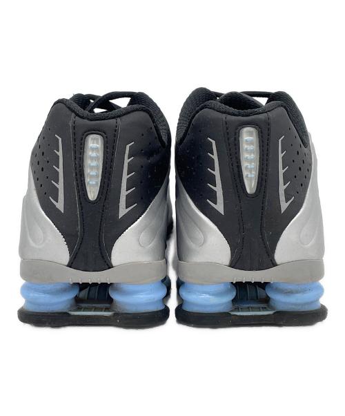 NIKE（ナイキ）NIKE (ナイキ) SHOX R4 シルバー×ブラック サイズ:26.5cmの古着・服飾アイテム