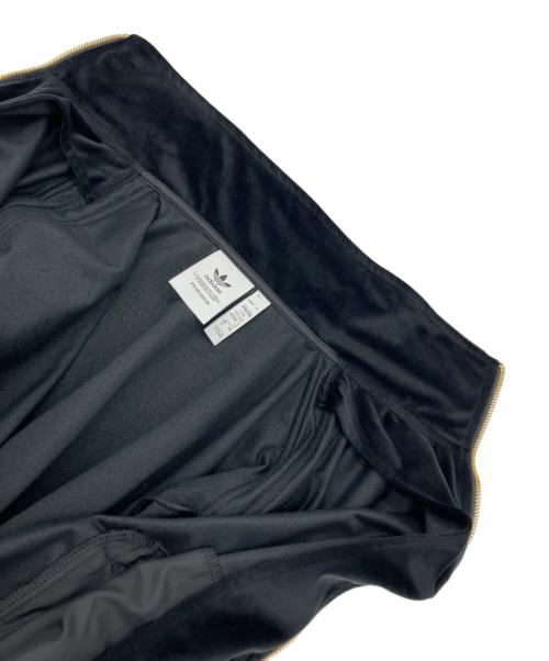 adidas（アディダス）adidas (アディダス) ベロアトラックジャケット ブラック サイズ:Mの古着・服飾アイテム