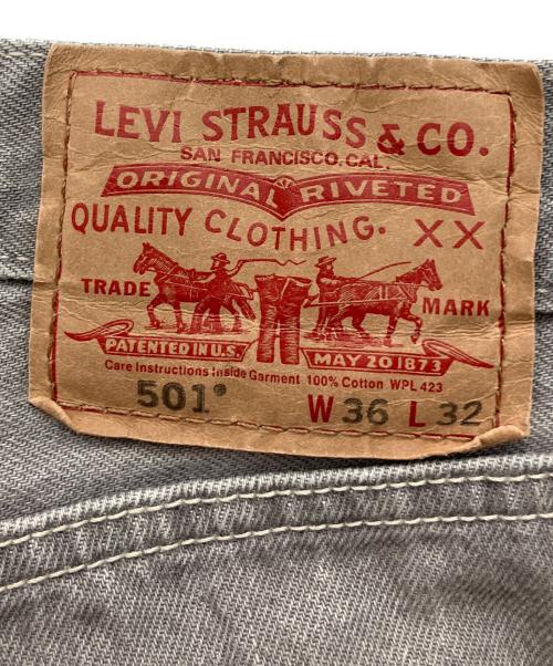 LEVI'S（リーバイス）LEVI'S (リーバイス) デニムパンツ グレー サイズ:W36　L32の古着・服飾アイテム