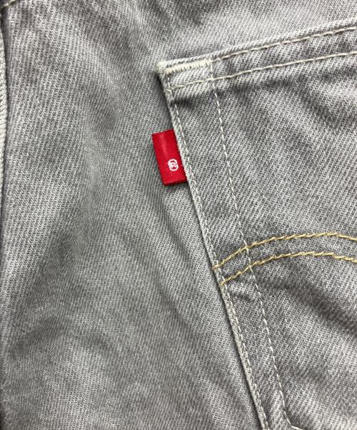 LEVI'S（リーバイス）LEVI'S (リーバイス) デニムパンツ グレー サイズ:W36　L32の古着・服飾アイテム