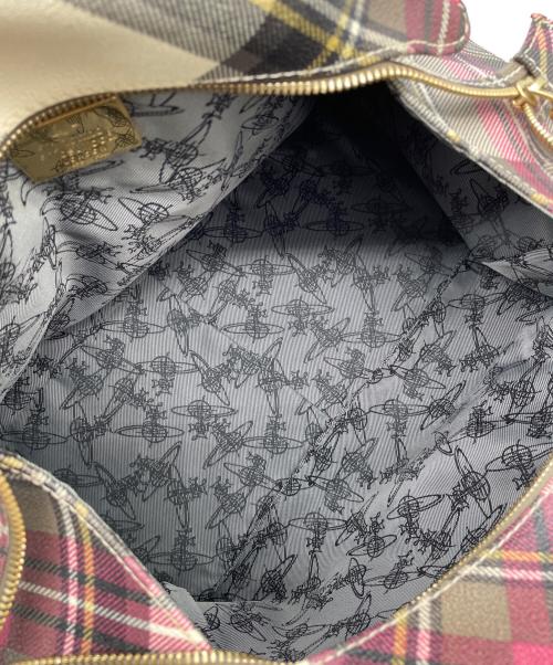 Vivienne Westwood（ヴィヴィアンウエストウッド）Vivienne Westwood (ヴィヴィアンウエストウッド) ハンドバッグ ホワイト×ピンクの古着・服飾アイテム