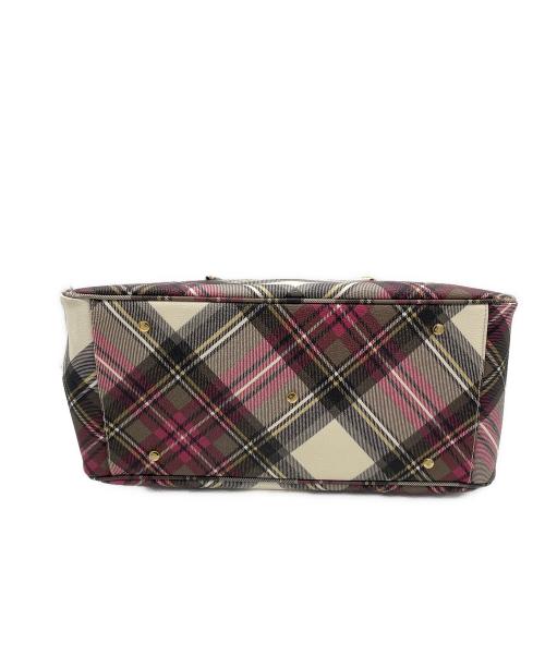 Vivienne Westwood（ヴィヴィアンウエストウッド）Vivienne Westwood (ヴィヴィアンウエストウッド) ハンドバッグ ホワイト×ピンクの古着・服飾アイテム